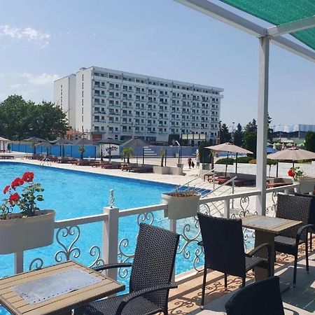 Aparthotel De Lux Nedeljkovic à Jagodina Extérieur photo