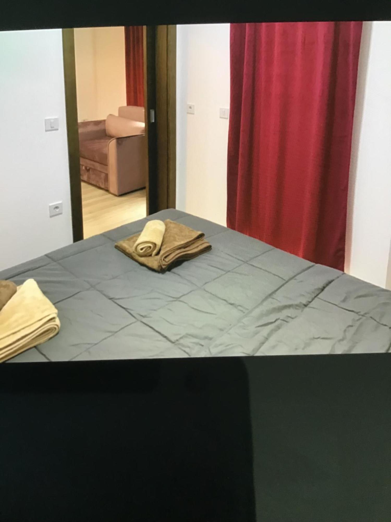 Aparthotel De Lux Nedeljkovic à Jagodina Extérieur photo