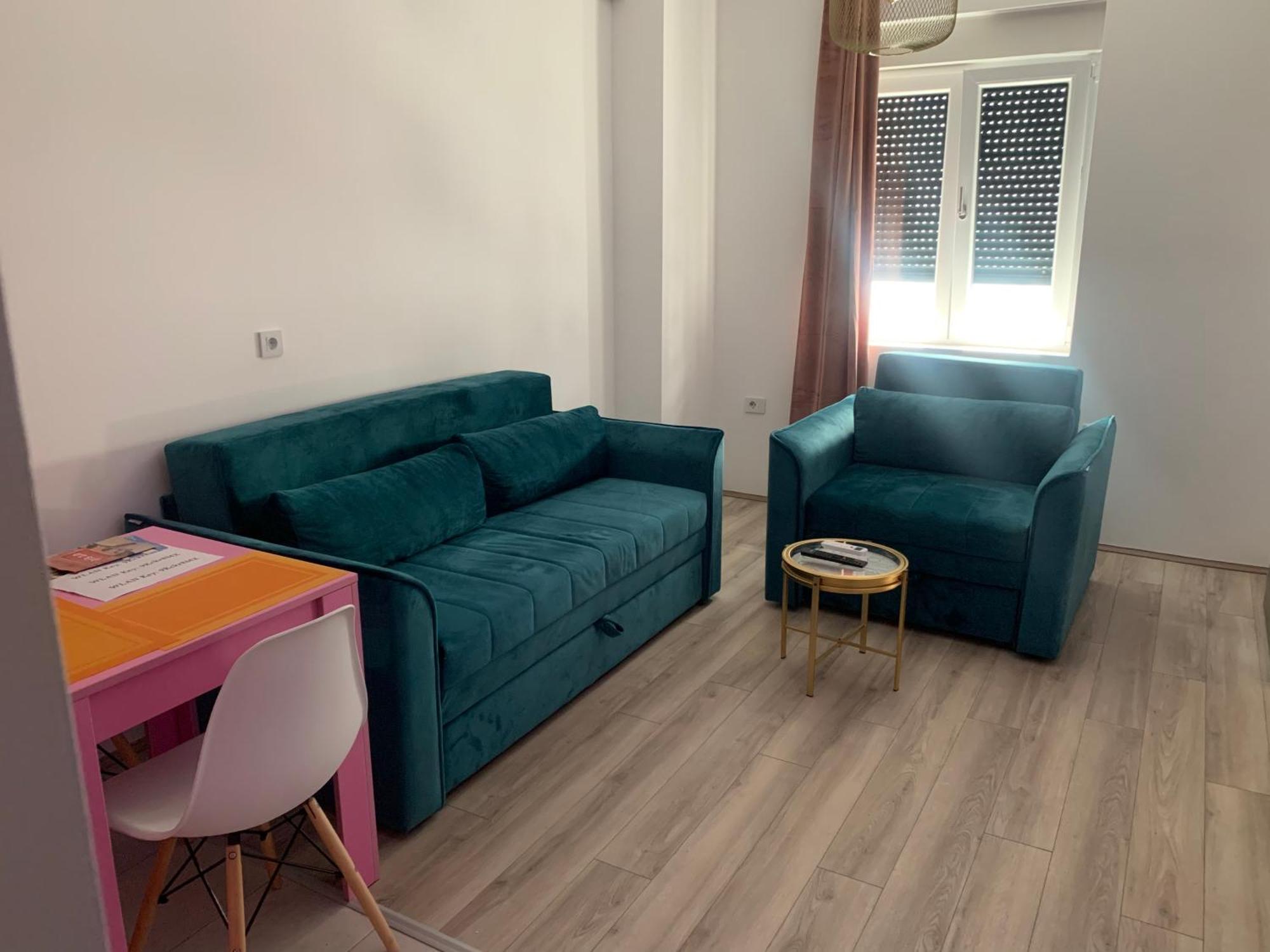 Aparthotel De Lux Nedeljkovic à Jagodina Extérieur photo