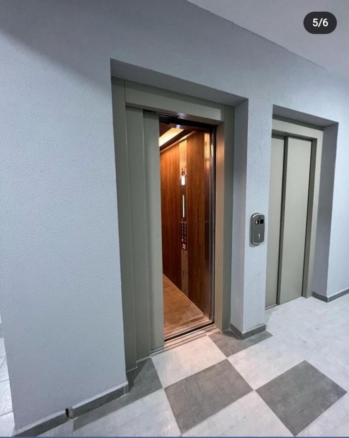 Aparthotel De Lux Nedeljkovic à Jagodina Extérieur photo