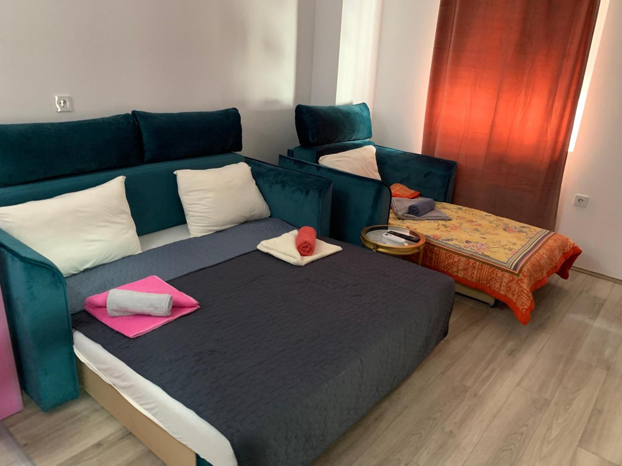 Aparthotel De Lux Nedeljkovic à Jagodina Extérieur photo