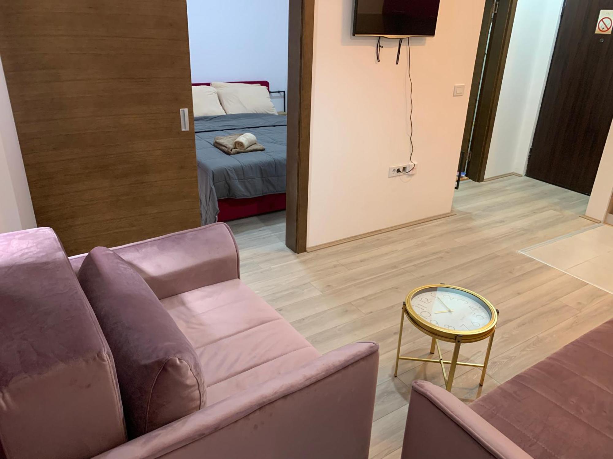 Aparthotel De Lux Nedeljkovic à Jagodina Extérieur photo